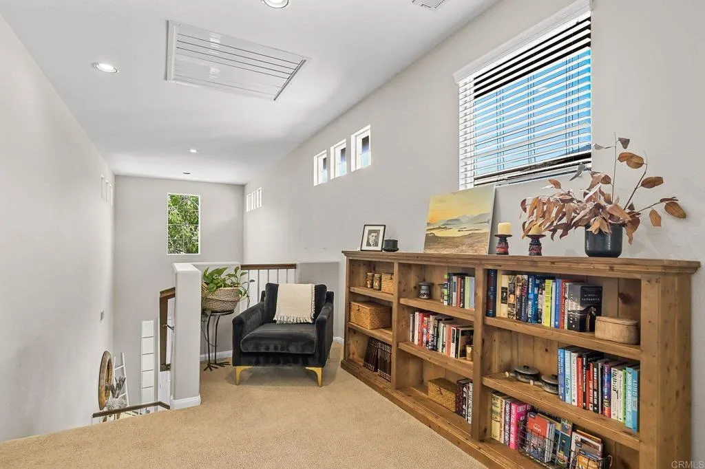 https://cdn.realtyfeed.com/cdn/127/306696810/cc18481ec711733fe276696aea34d9d9.webp