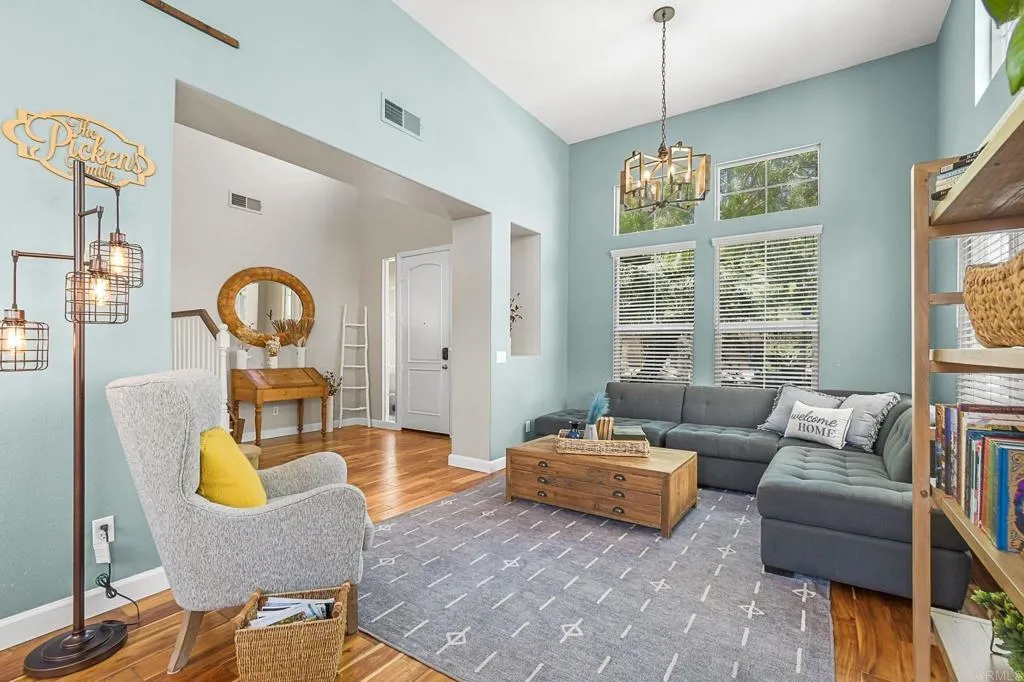 https://cdn.realtyfeed.com/cdn/127/306696810/d4f5389a113680e5a74ab677a3c64ce5.webp
