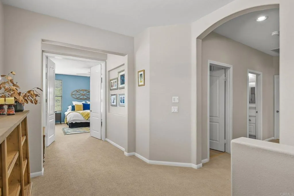 https://cdn.realtyfeed.com/cdn/127/306696810/e18c2a2cb205f12ed12753ad7b27c425.webp