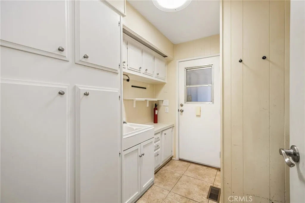 https://cdn.realtyfeed.com/cdn/127/306696841/270b78efa84a03a052dc6fc97ccb65c9.webp