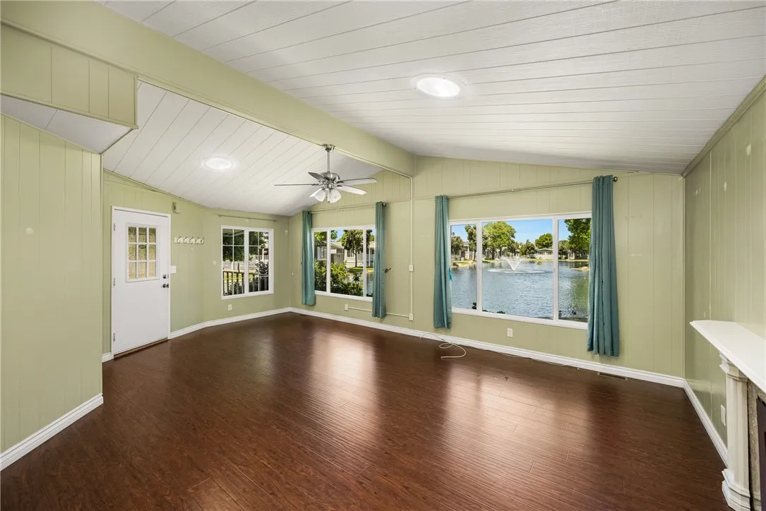 https://cdn.realtyfeed.com/cdn/127/306696841/5f8cd180fe18cd535d5e0fee0c583516.webp