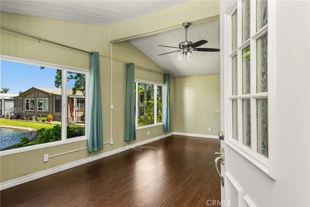 https://cdn.realtyfeed.com/cdn/127/306696841/abdefe548f201bb86895ca511b6e7c24.webp