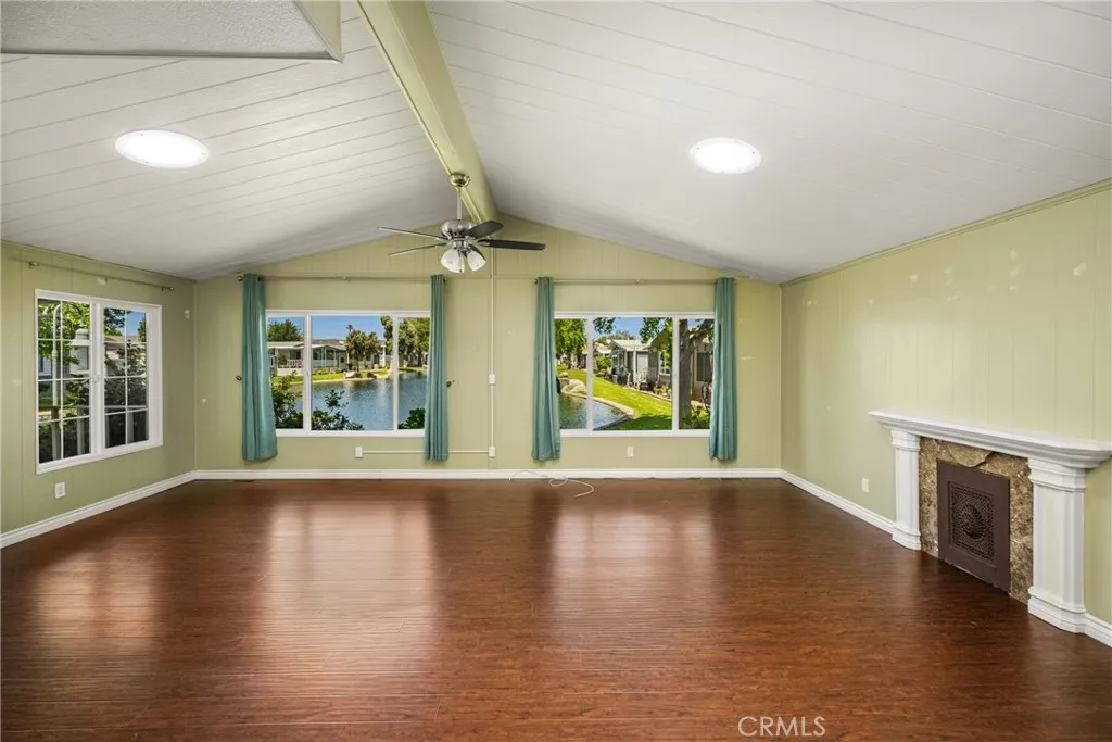https://cdn.realtyfeed.com/cdn/127/306696841/afbc4f49154b5b763a20621eeb84f61b.webp