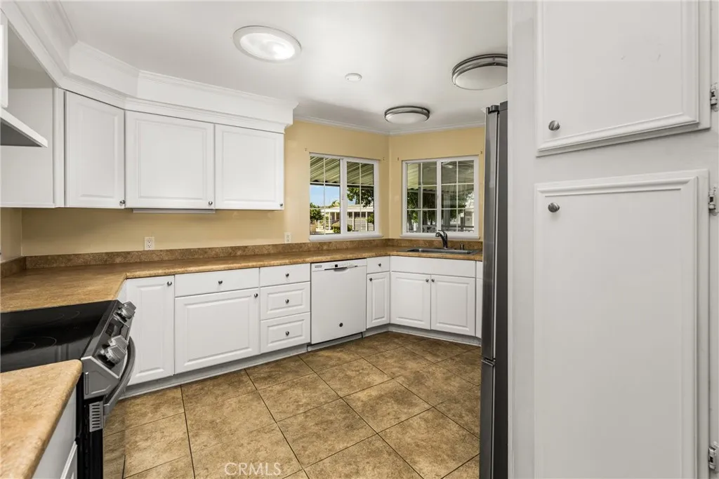 https://cdn.realtyfeed.com/cdn/127/306696841/e01b1ad168c88097cf031eb78c327a0c.webp