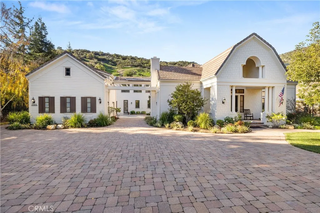 1005 Cheshire Hills Court
