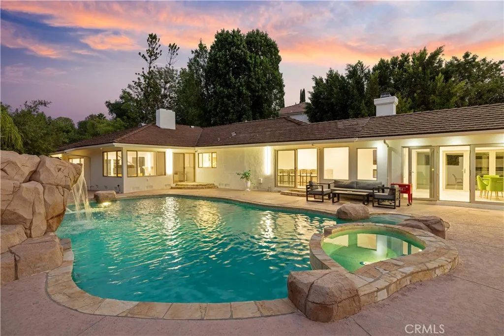 Tarzana, CA 91356