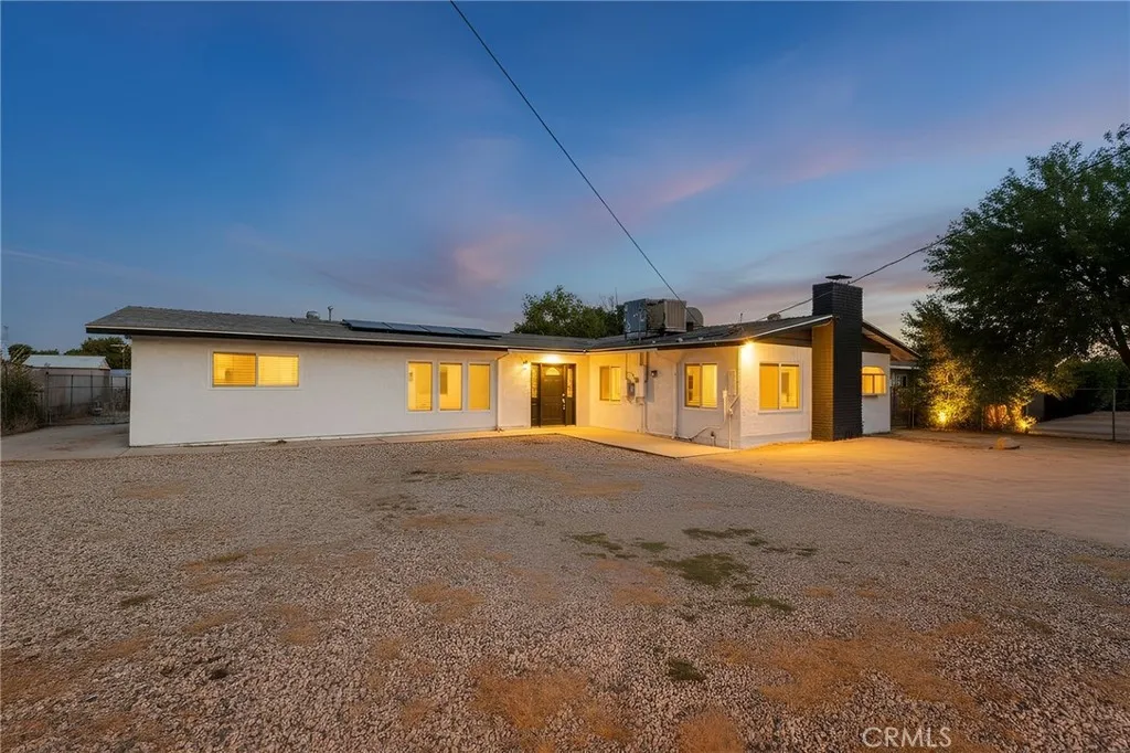 Lancaster, CA 93536