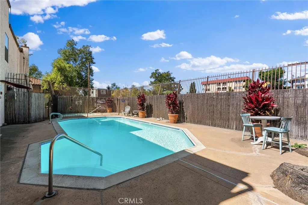 https://cdn.realtyfeed.com/cdn/127/306696990/1e080d5f61f43ba9d079935696b9e2d1.webp