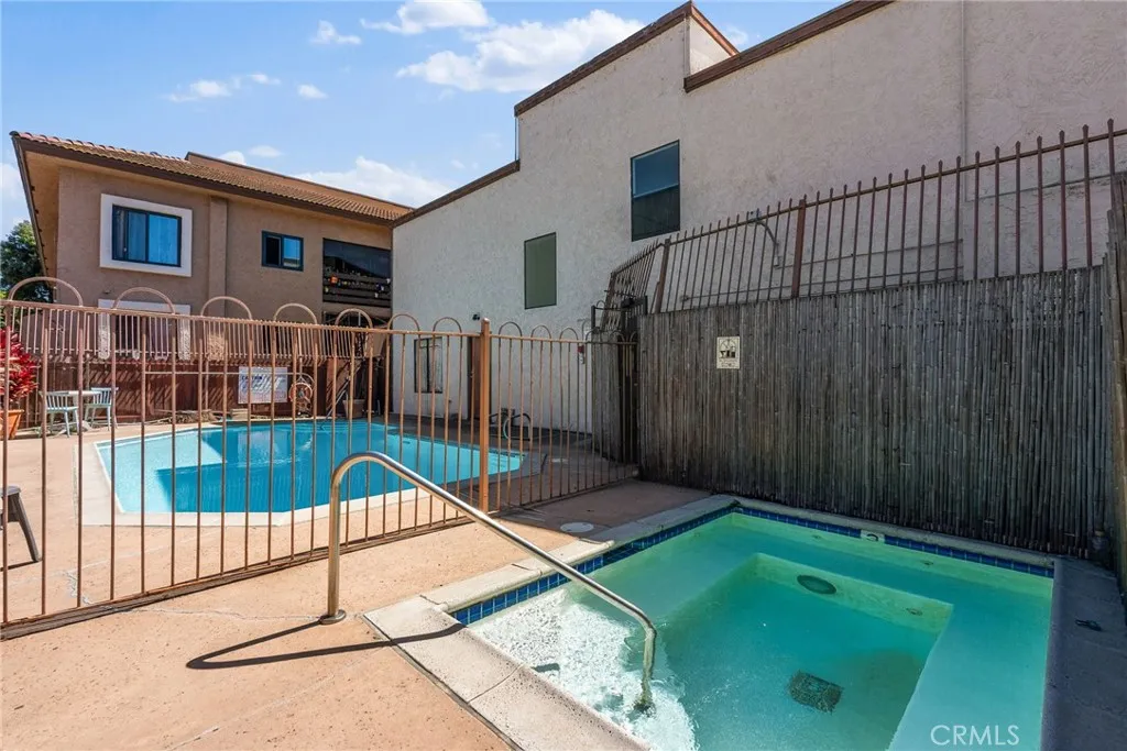 https://cdn.realtyfeed.com/cdn/127/306696990/59b52df89650491c24ec01f97f3219b3.webp