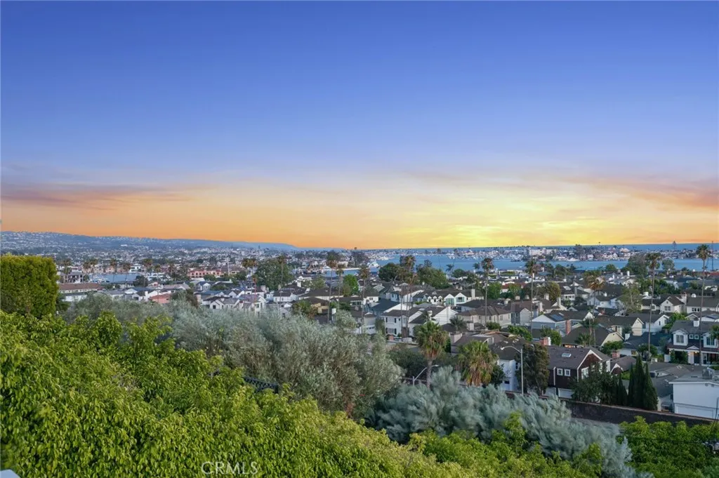 701 Kings Road, Newport Beach, CA, 92663