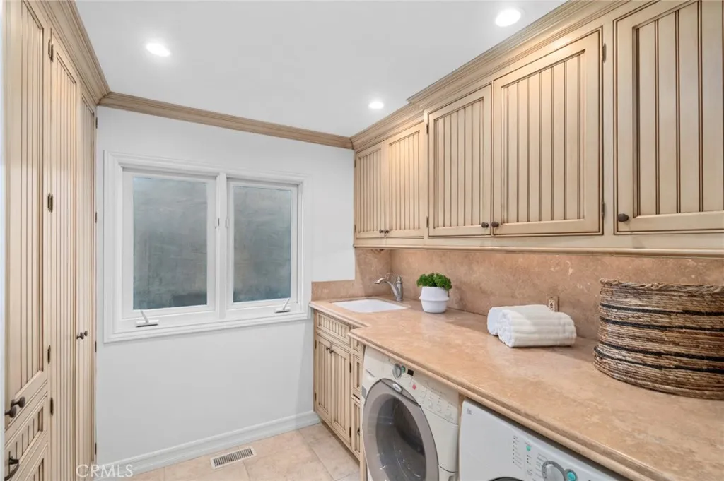 701 Kings Road, Newport Beach, CA, 92663