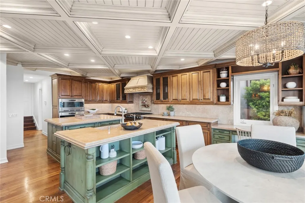 701 Kings Road, Newport Beach, CA, 92663