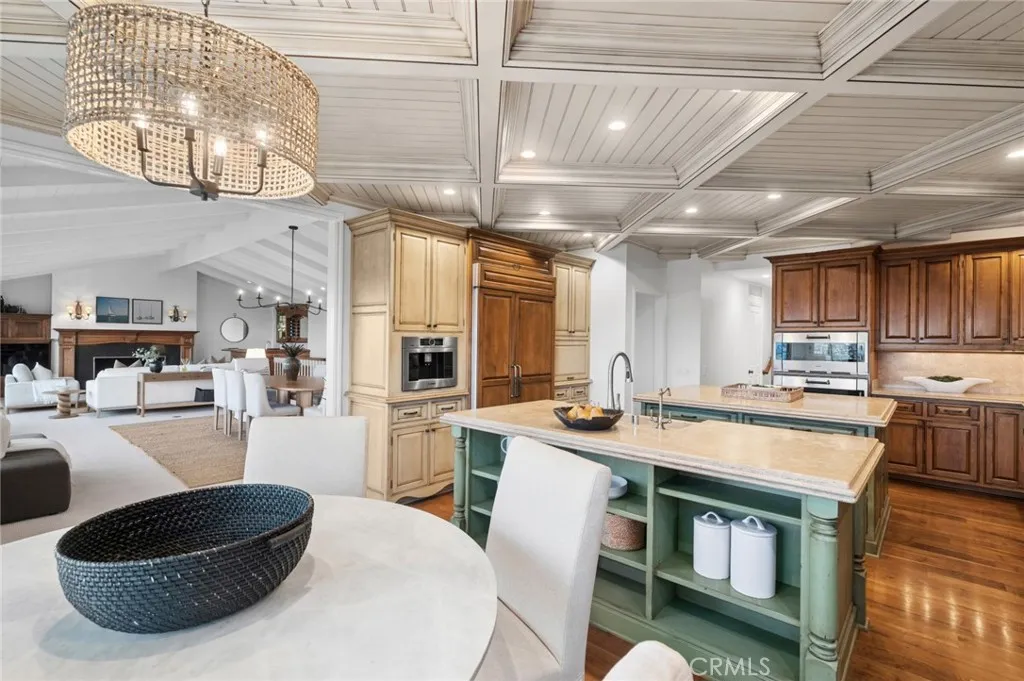 701 Kings Road, Newport Beach, CA, 92663