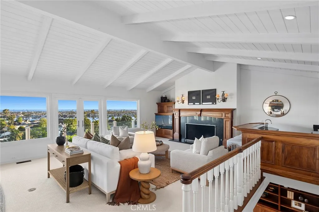 701 Kings Road, Newport Beach, CA, 92663