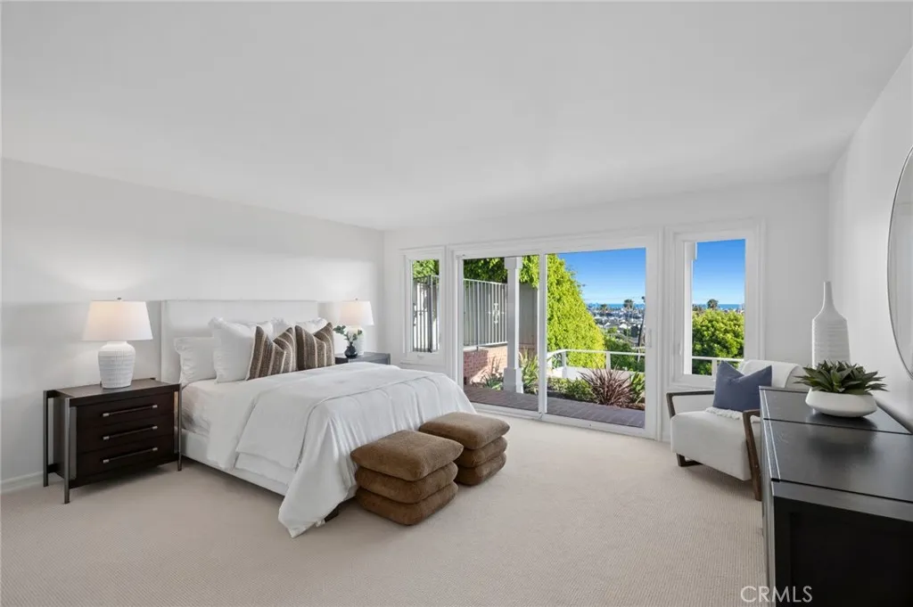 701 Kings Road, Newport Beach, CA, 92663