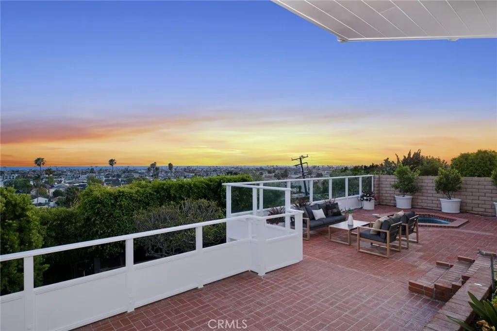 701 Kings Road, Newport Beach, CA, 92663