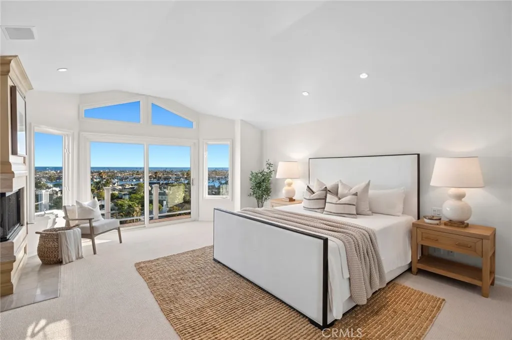 701 Kings Road, Newport Beach, CA, 92663