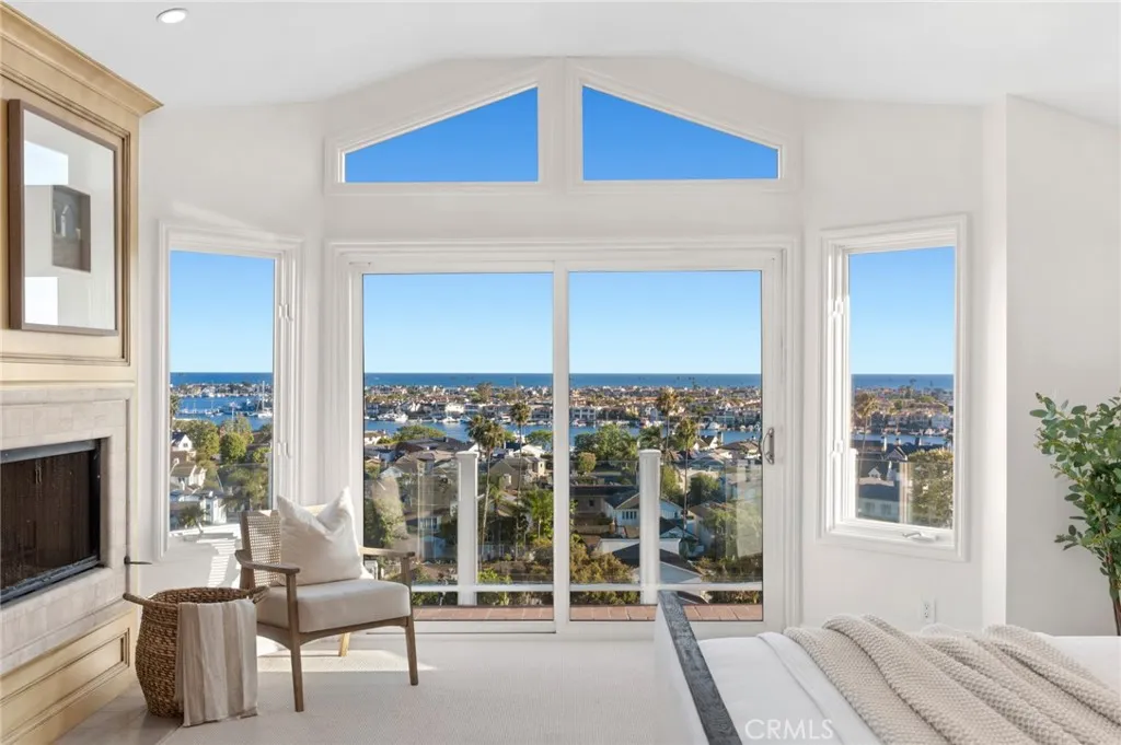 701 Kings Road, Newport Beach, CA, 92663