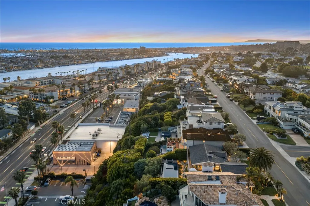 701 Kings Road, Newport Beach, CA, 92663