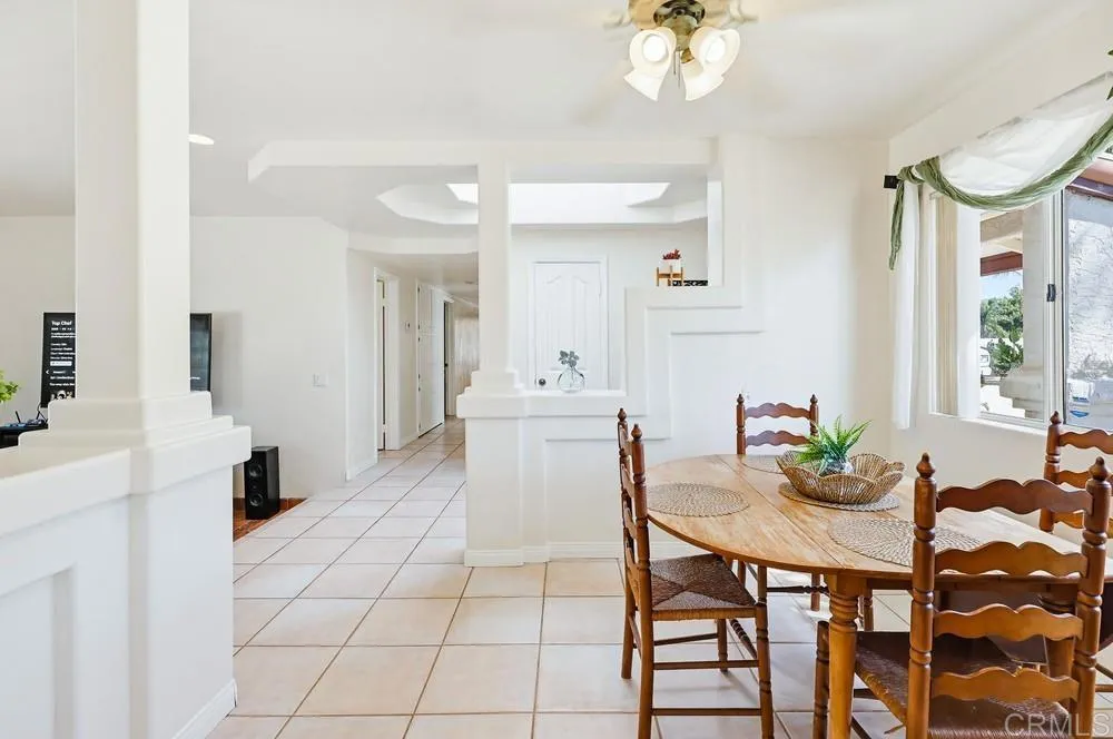 https://cdn.realtyfeed.com/cdn/127/306697012/6a7e19a08593a3f363cadb668b043fae.webp
