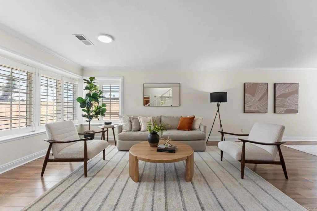 939 Chablis Lane, Vista, CA, 92083