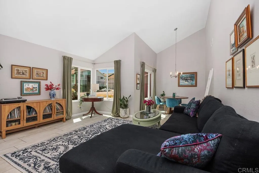 https://cdn.realtyfeed.com/cdn/127/306697061/03b7ced7dfff8111c960ea5ef386817f.webp