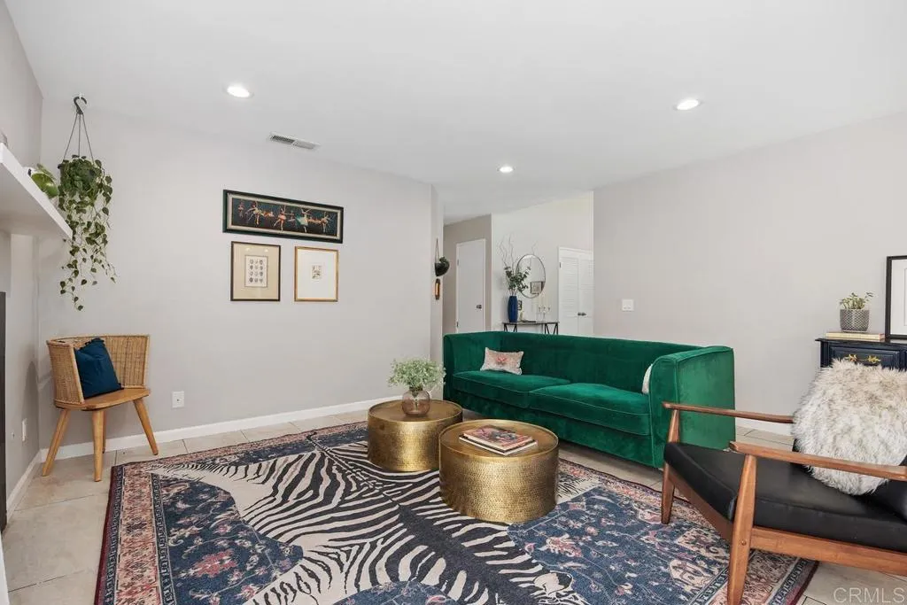 https://cdn.realtyfeed.com/cdn/127/306697061/31a28e3df0c97c51e4da75d2e7ae57a2.webp
