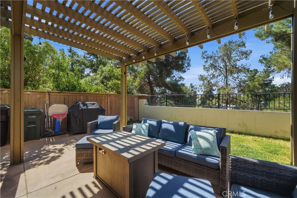 https://cdn.realtyfeed.com/cdn/127/306697069/1f470d169969bda3df6366587188bf42.webp