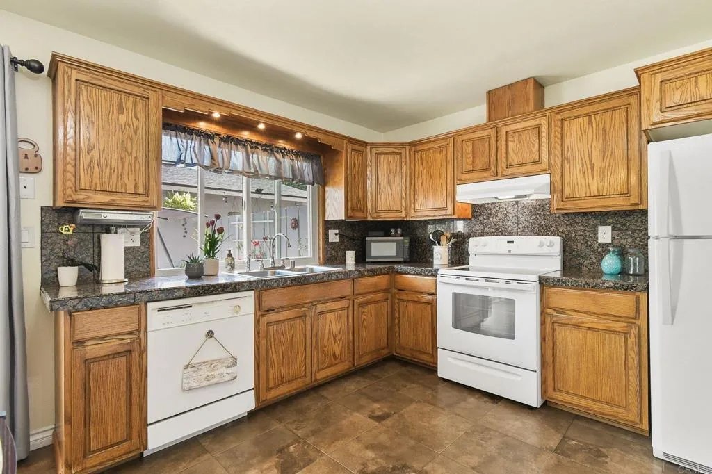 Photo #9: PTP2602973 Listing: Photo #9