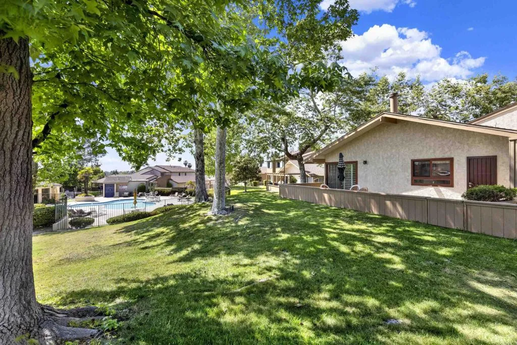 https://cdn.realtyfeed.com/cdn/127/306697125/00b97795fa5b3817237d3a8cddb1bb89.webp