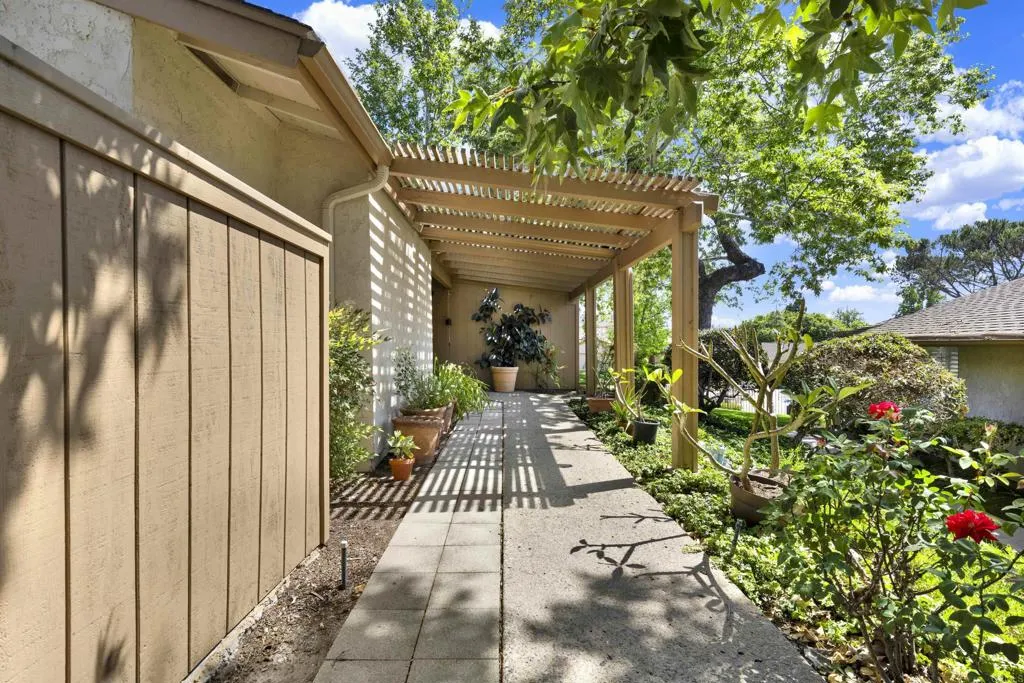 Photo #4: PTP2602974 Listing: Photo #4