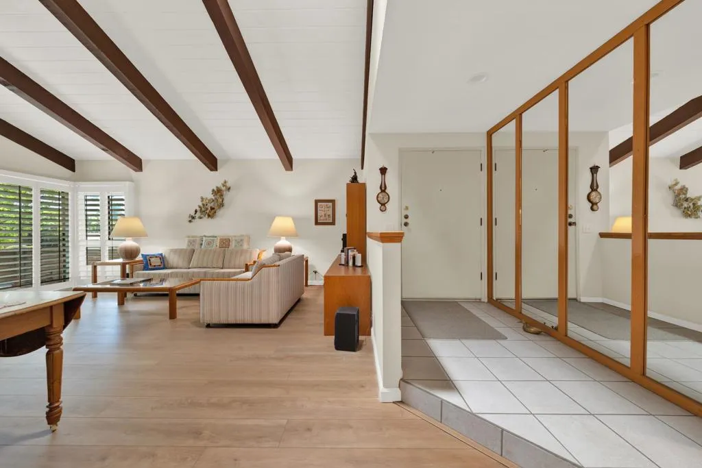 https://cdn.realtyfeed.com/cdn/127/306697125/9168813fe0144c5e26ab01ca80b5ed4c.webp