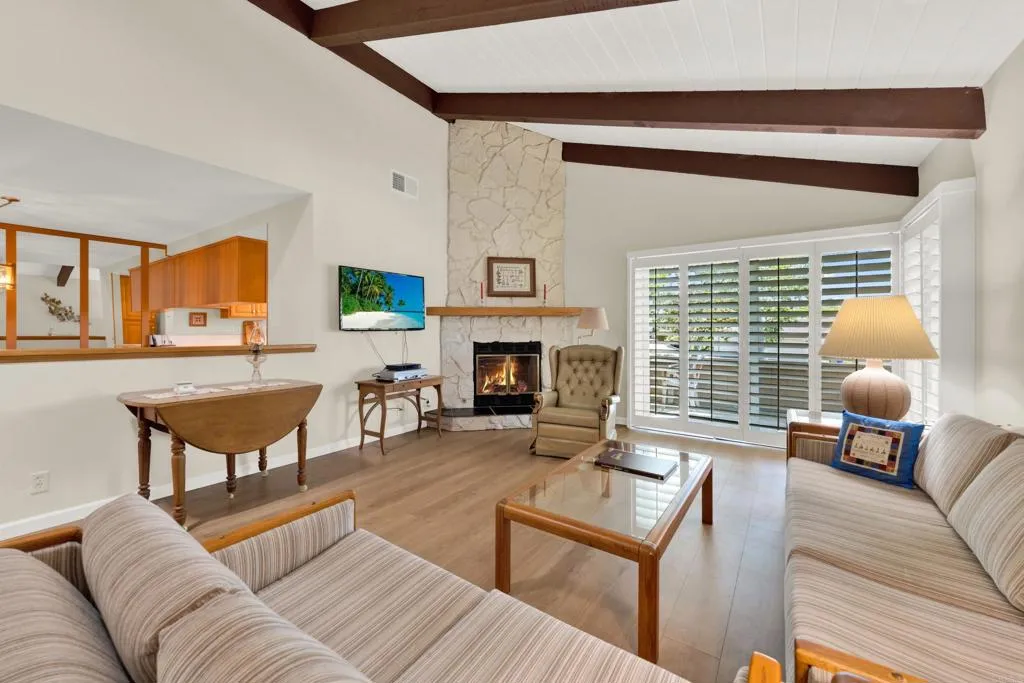 https://cdn.realtyfeed.com/cdn/127/306697125/a6d71da6c2f334a90da043ade7167b72.webp