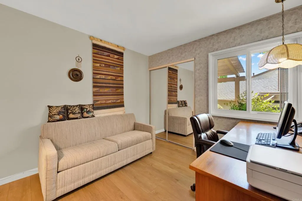 https://cdn.realtyfeed.com/cdn/127/306697125/cf788f567f0641b35248c6a2820db34e.webp