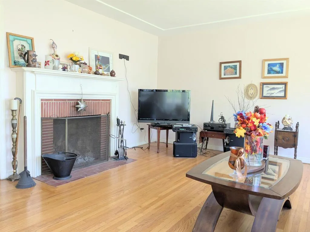 https://cdn.realtyfeed.com/cdn/127/306697140/7583b703c3bcc31a6a923176bedb1e8a.webp