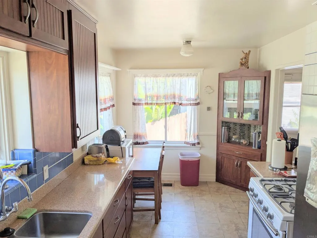 https://cdn.realtyfeed.com/cdn/127/306697140/c6001b637095b756bac66558fa07b6f7.webp