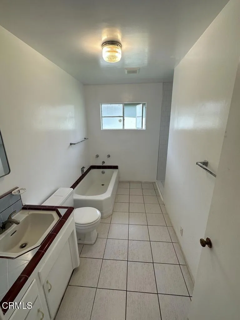 2618 Griffith Park Boulevard, Los Angeles, CA, 90039