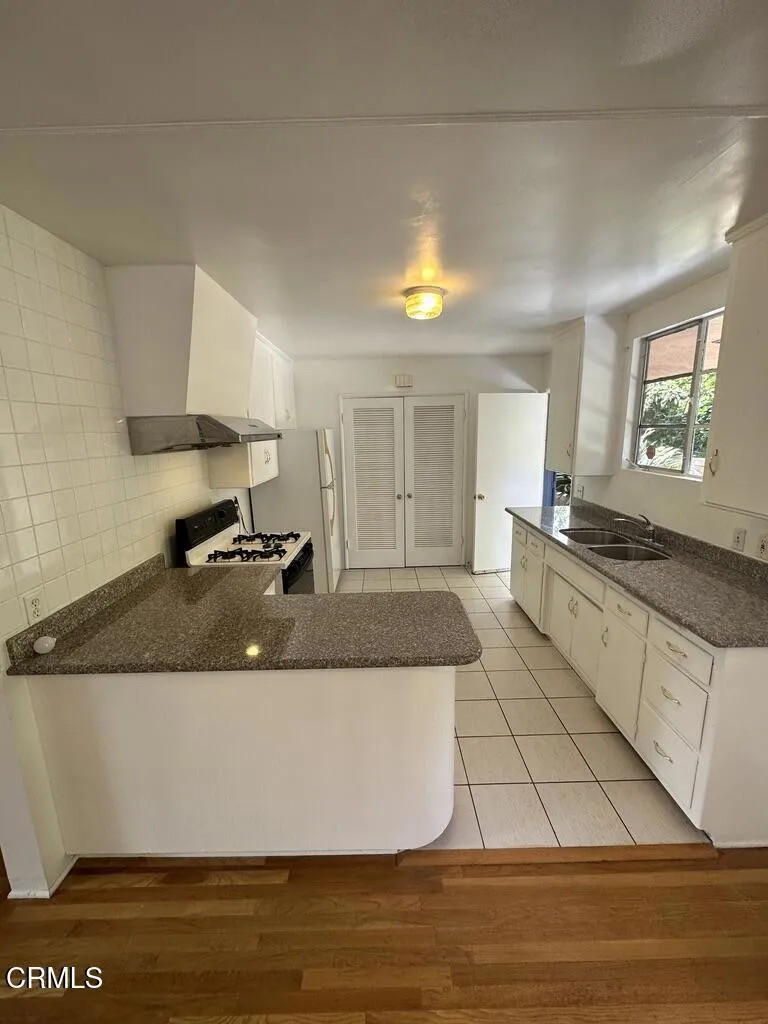 2618 Griffith Park Boulevard, Los Angeles, CA, 90039