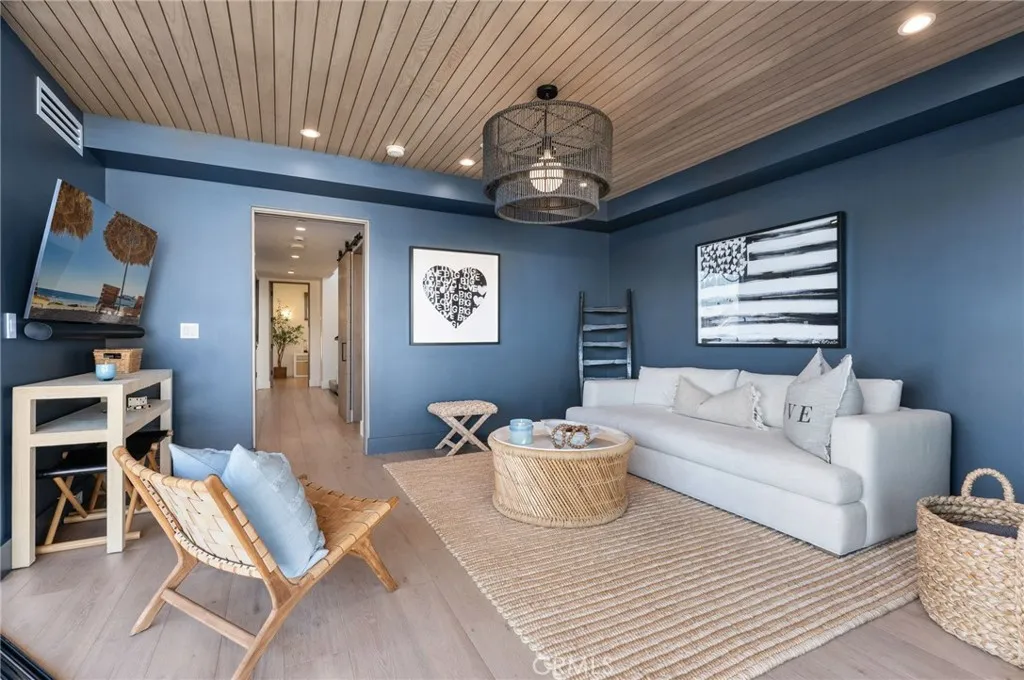 109 Turquoise, Newport Beach, CA, 92662
