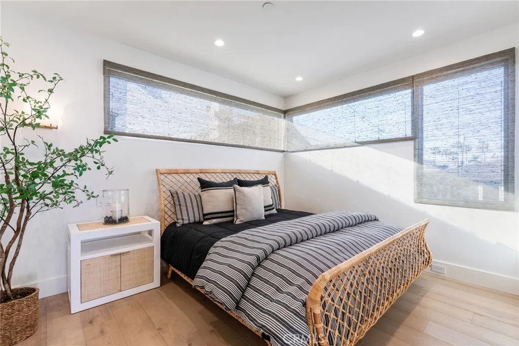 109 Turquoise, Newport Beach, CA, 92662