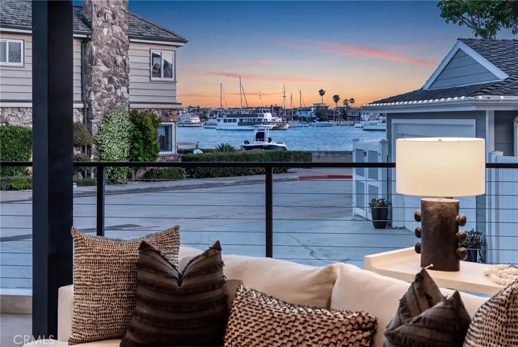109 Turquoise, Newport Beach, CA, 92662