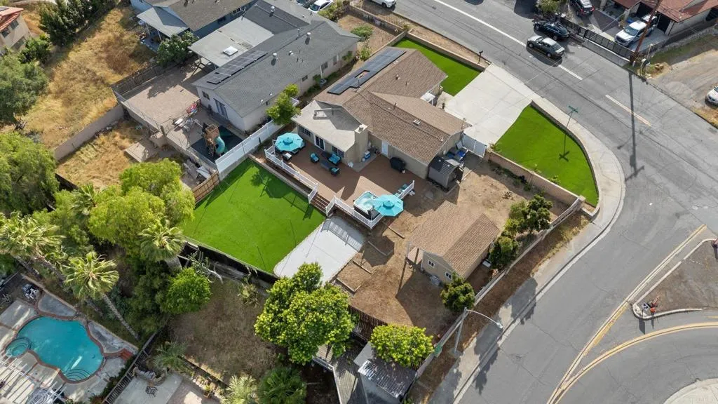 https://cdn.realtyfeed.com/cdn/127/306697419/8e2bda848d94e6f93793e83afff35da6.webp