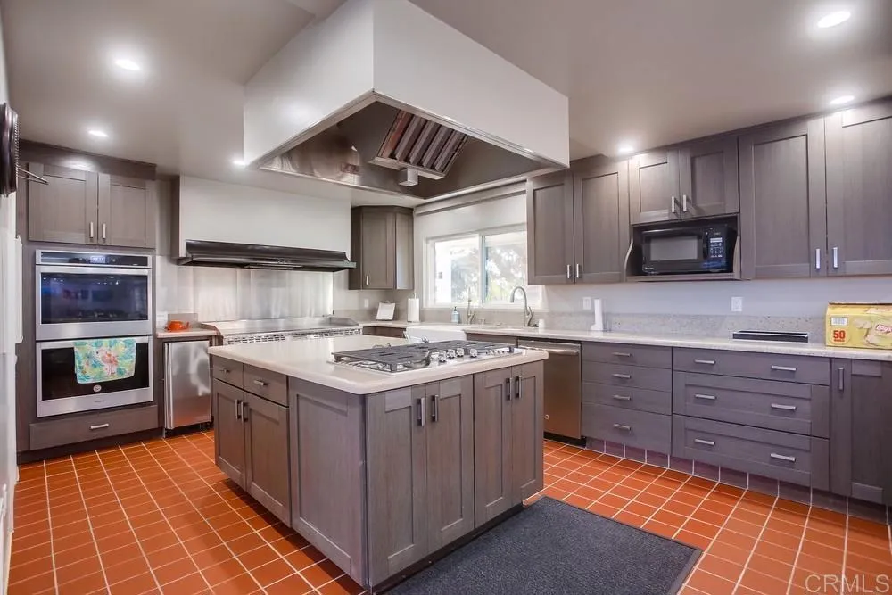 https://cdn.realtyfeed.com/cdn/127/306697439/a44a595c3642834b1fd668ec36af0b21.webp