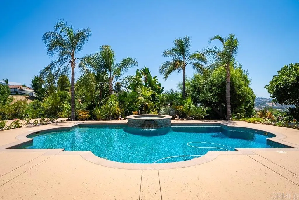 https://cdn.realtyfeed.com/cdn/127/306697489/5ff60d8ab7111fb078fb1c4075f6688c.webp