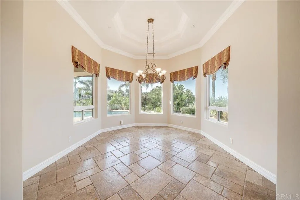 https://cdn.realtyfeed.com/cdn/127/306697489/dd8beacd70e04f498c31c6d66bd4f6d4.webp