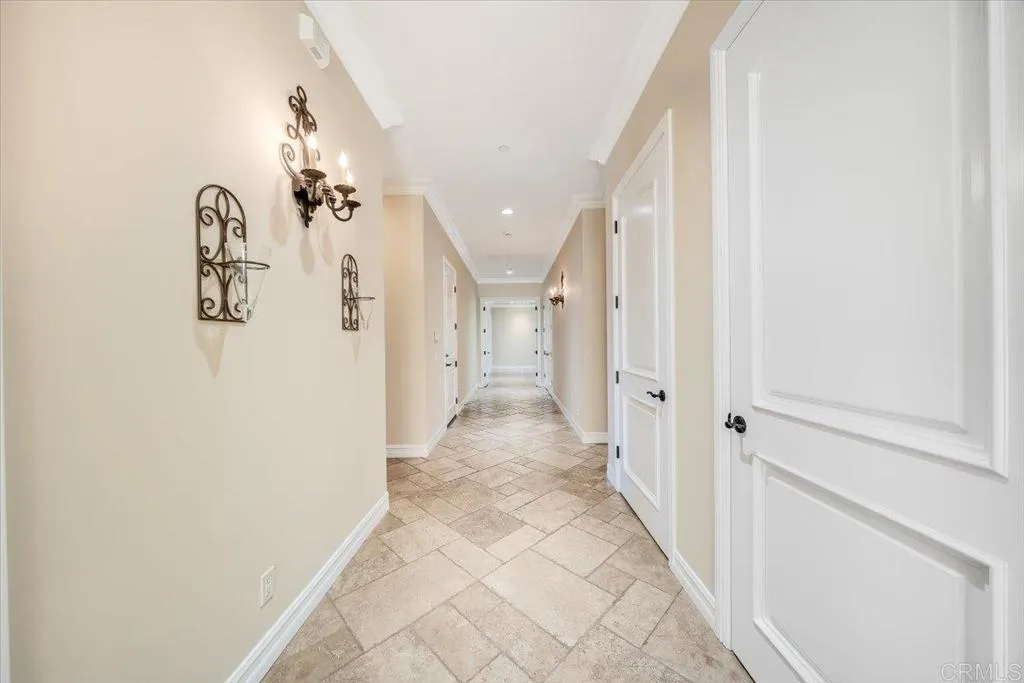 https://cdn.realtyfeed.com/cdn/127/306697489/e7c56695edc616c12185c47cd07e8ff5.webp