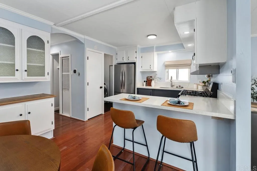 https://cdn.realtyfeed.com/cdn/127/306697574/0d3eab29f3f778562f167379ab38bd21.webp