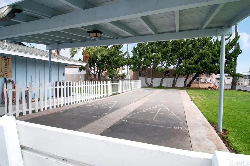 https://cdn.realtyfeed.com/cdn/127/306697574/51f02934ed8a4a1a1cd4f9cc6a993824.webp