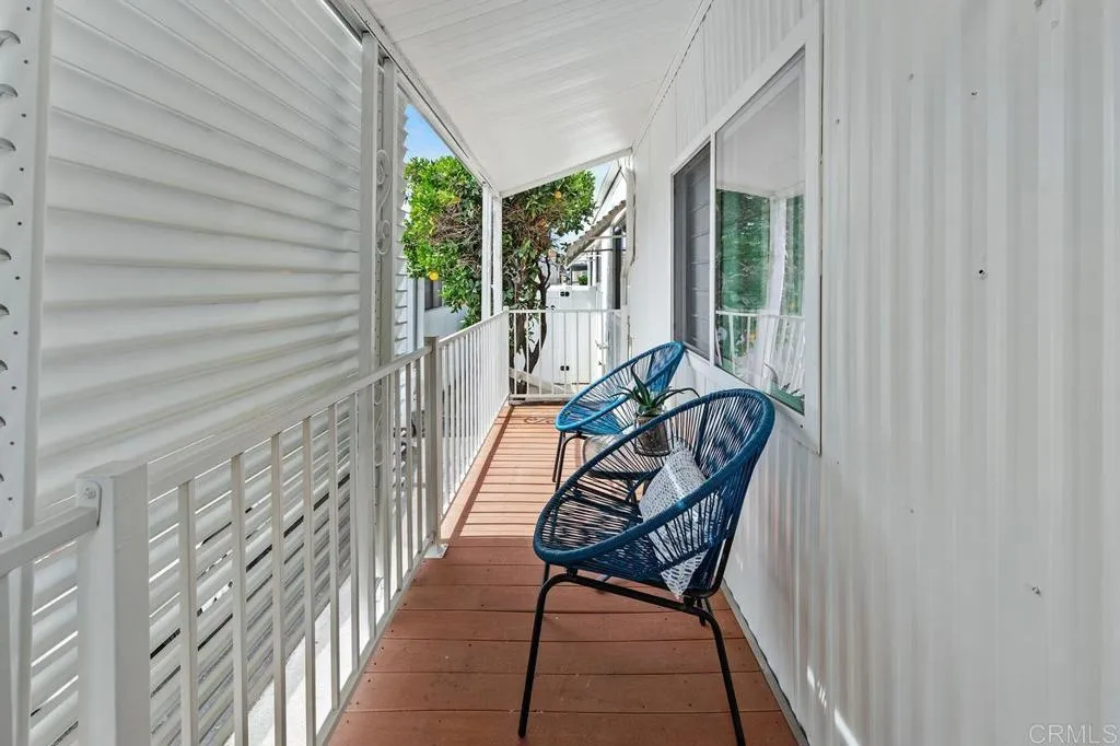 https://cdn.realtyfeed.com/cdn/127/306697574/aace7403e882a6039331128bc469092a.webp