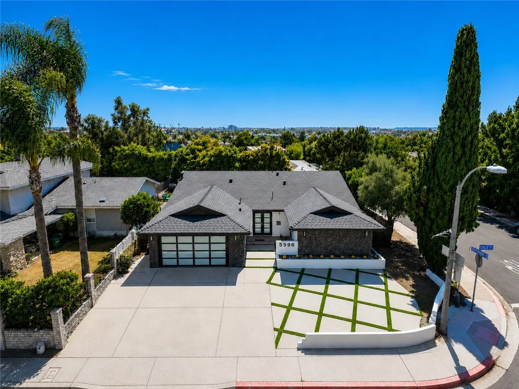 https://cdn.realtyfeed.com/cdn/127/306697579/11a9c8ce707c291427be924f54d4660e.webp
